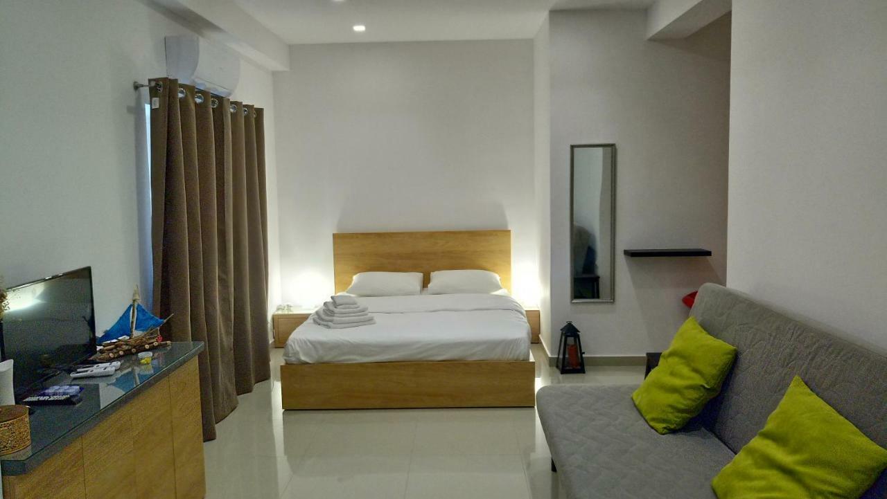 Heraklion Airport Studio Apartamento Exterior foto